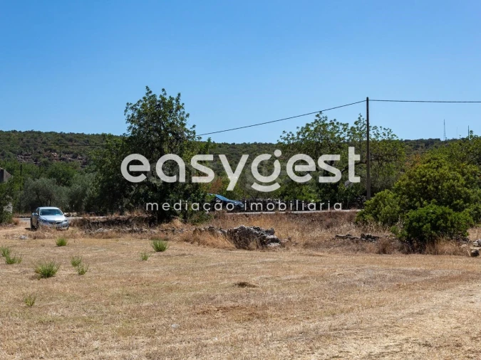 Terreno Misto para Venda em Moncarapacho e Fuseta Foto 8