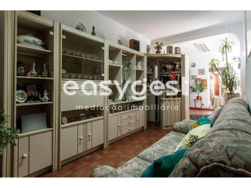 Moradia T7 para Venda em Vila Real de Santo Antonio