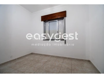 Moradia T7 para Venda em Vila Real de Santo Antonio