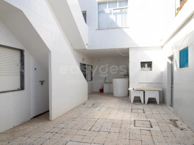 Moradia T7 para Venda em Vila Real de Santo Antonio Foto 40