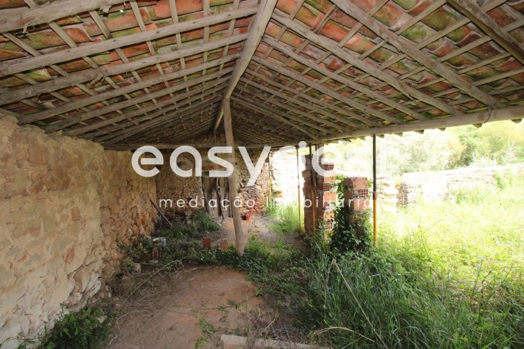 Moradia T3 para Venda em Alvorninha Foto 4