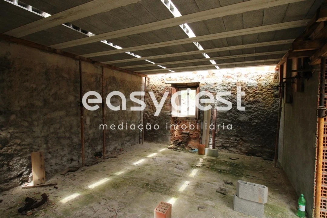 Moradia T3 para Venda em Alvorninha Foto 7