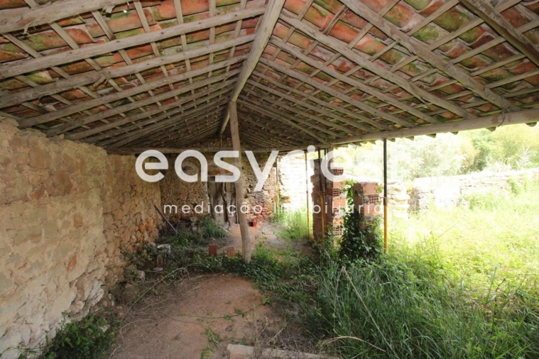 Moradia T3 para Venda em Alvorninha Foto 4