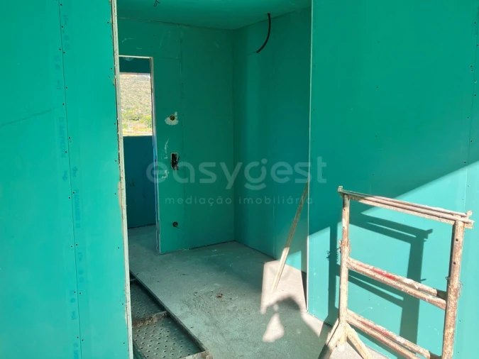 Moradia T4 para Venda em Albufeira e Olhos de Água Foto 16