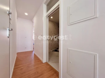 Apartamento T2 para Venda em São Vicente