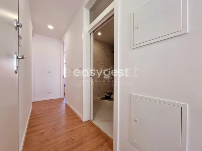 Apartamento T2 para Venda em São Vicente Foto 7