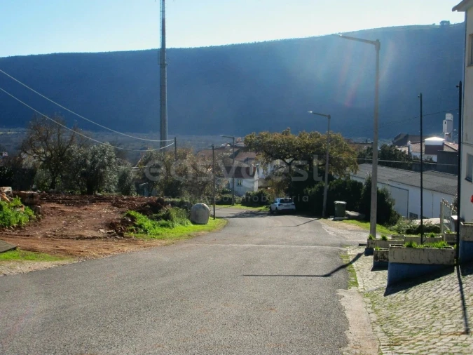 Terreno para Venda em Mira de Aire Foto 11