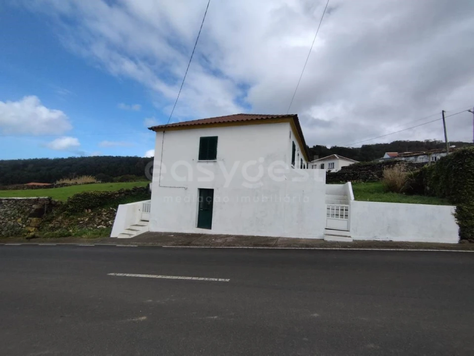 Moradia T4 para Venda em Serreta Foto 7