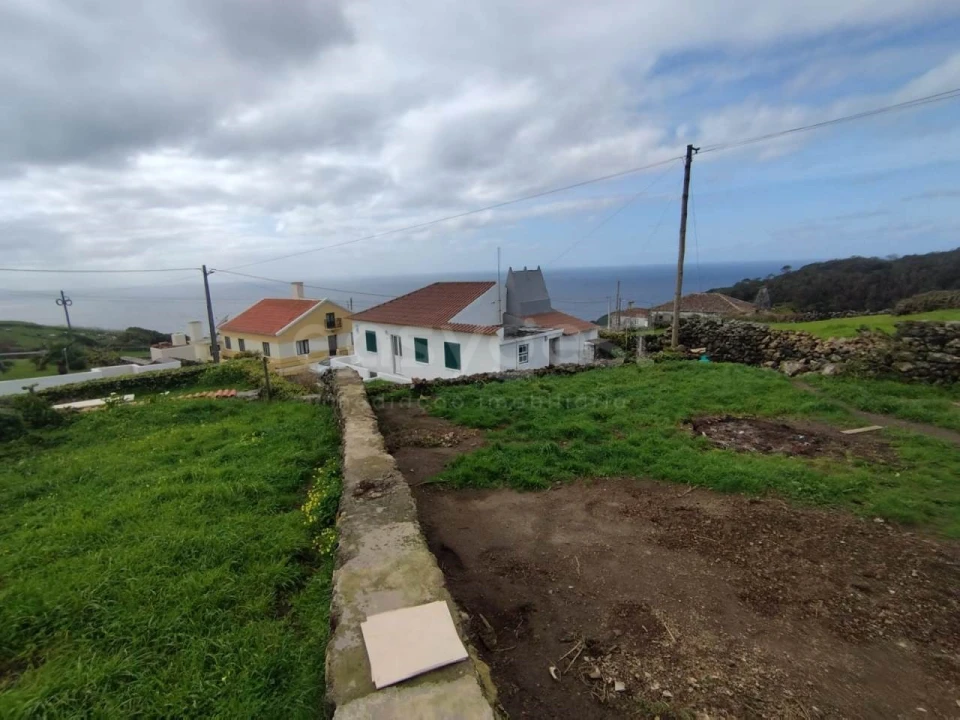 Moradia T4 para Venda em Serreta Foto 14