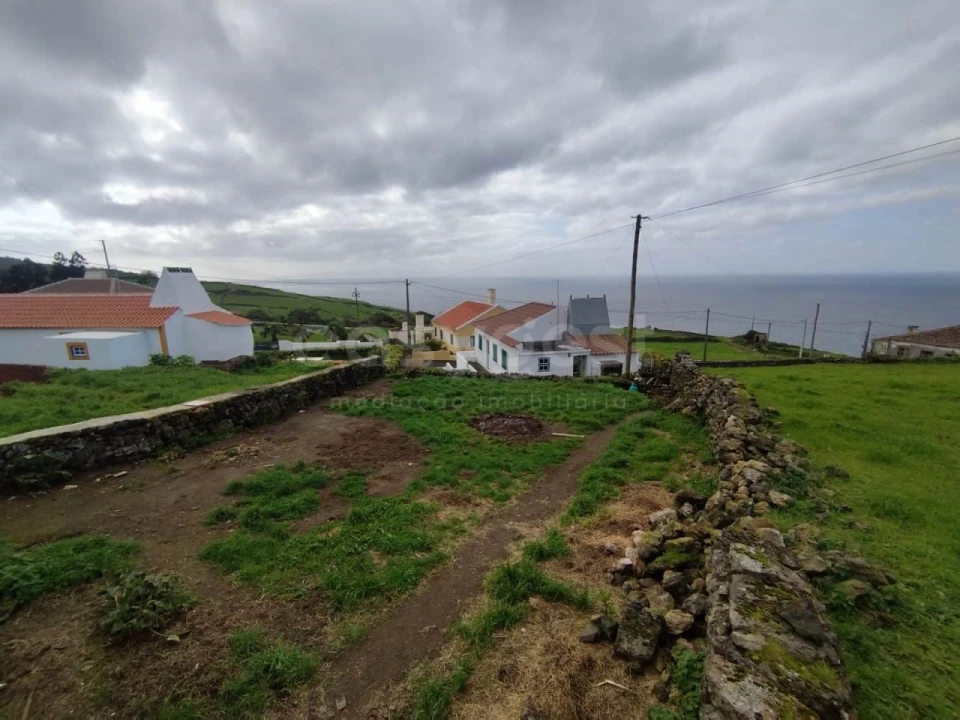 Moradia T4 para Venda em Serreta Foto 15