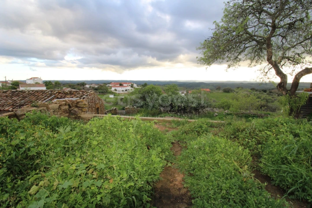 Terreno para Venda em Giões Foto 3