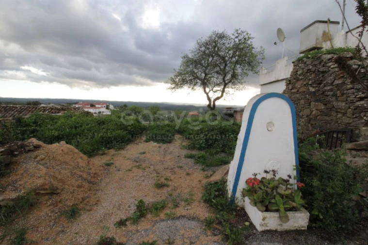 Terreno para Venda em Giões Foto 5