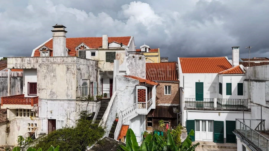 Moradia T7 para Venda em Ponta Delgada (São Sebastião) Foto 9