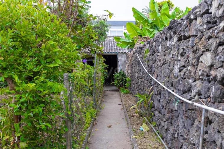 Moradia T7 para Venda em Ponta Delgada (São Sebastião) Foto 20