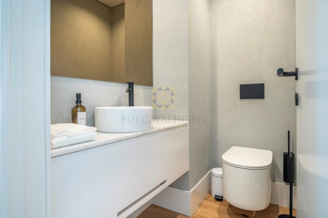 Apartamento T1 para Venda em Aldoar, Foz do Douro e Nevogilde Foto 9