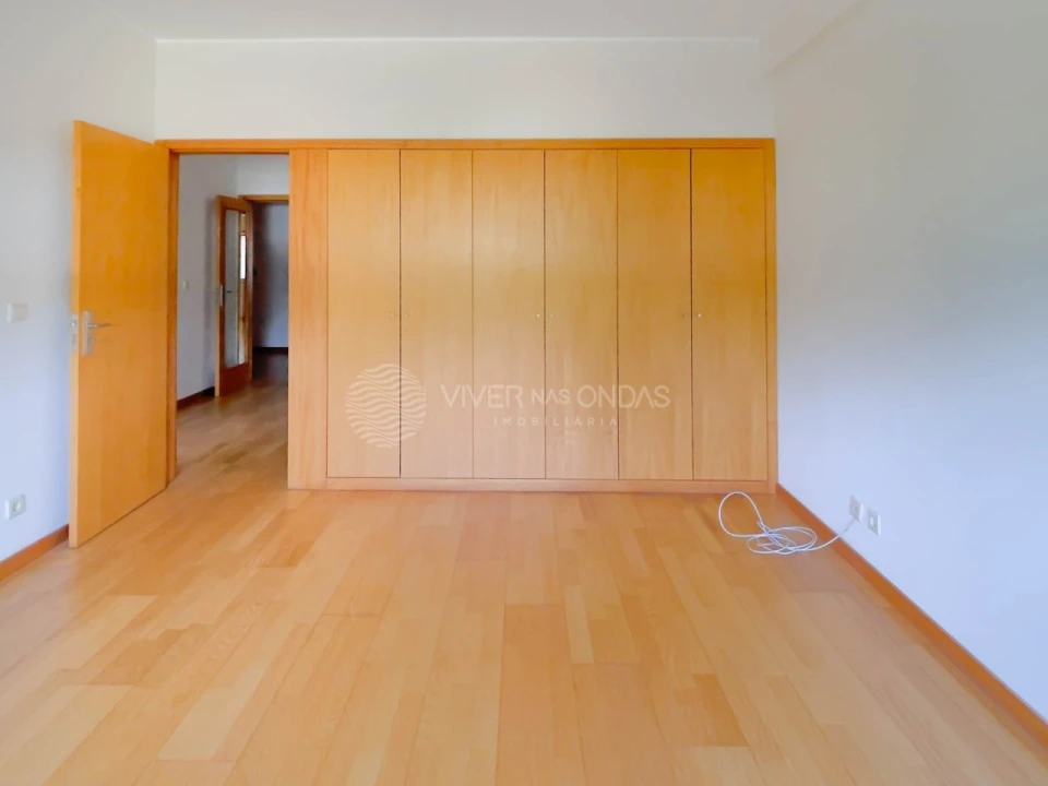Apartamento T2 para Venda em Aldão Foto 16