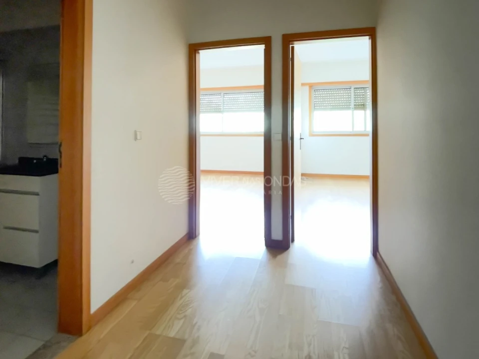 Apartamento T2 para Venda em Aldão Foto 9