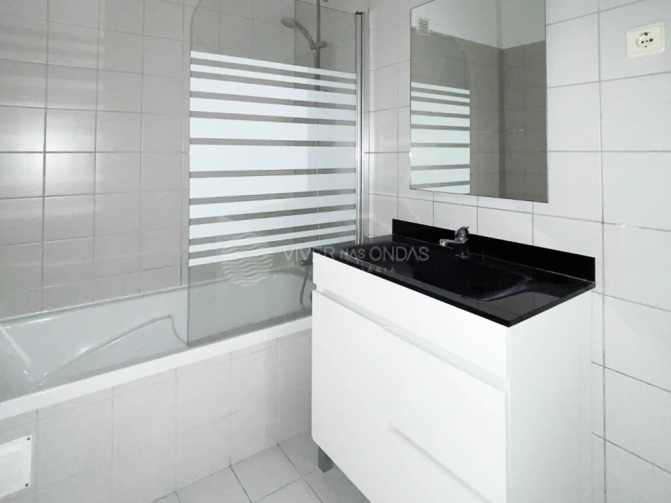 Apartamento T2 para Venda em Aldão Foto 10