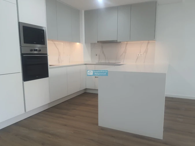 Apartamento T2 para Venda em São Martinho Foto 7