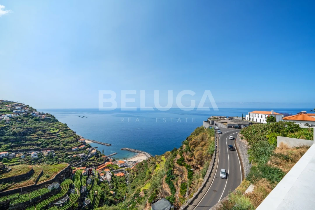 Moradia T4 para Venda em Calheta Foto 16