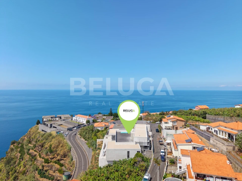 Moradia T4 para Venda em Calheta Foto 31