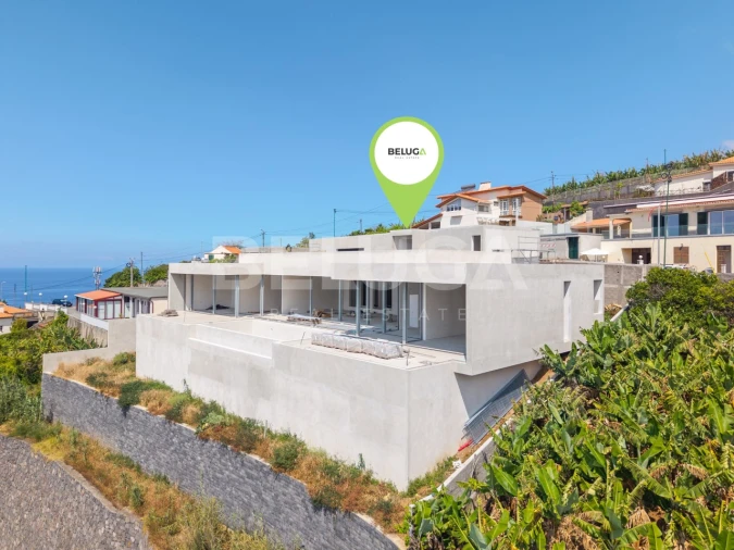 Moradia T4 para Venda em Calheta Foto 2