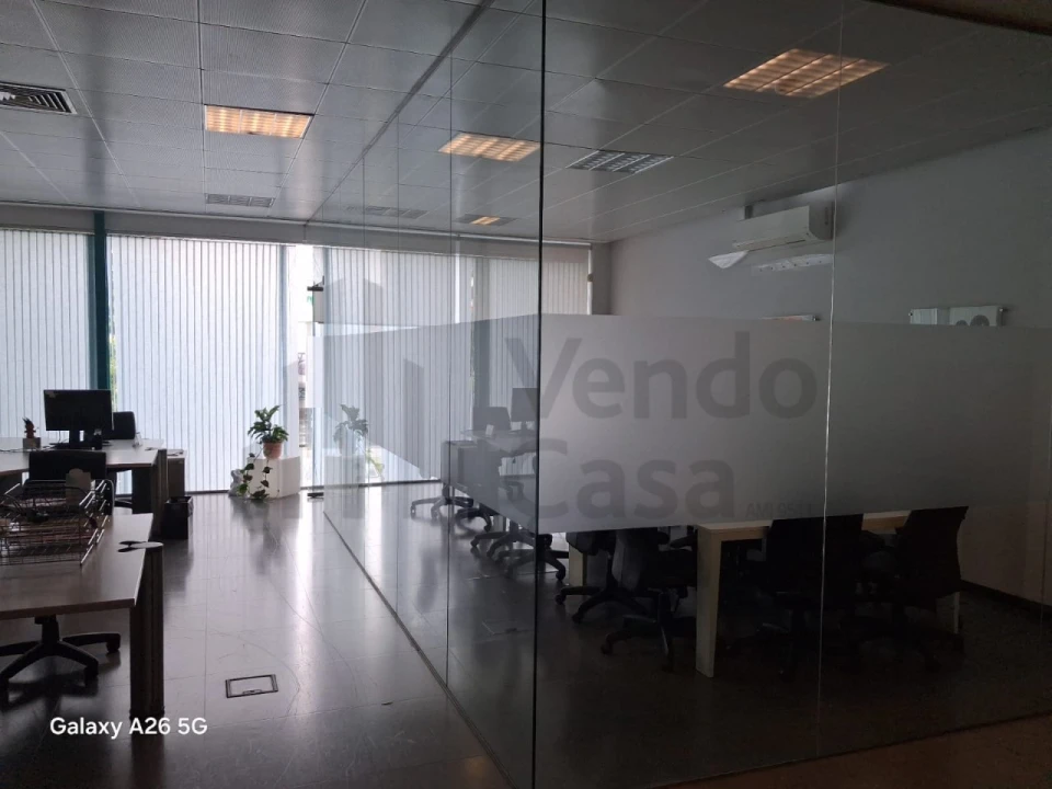 Prédio para Arrendamento em Ferreiros e Gondizalves Foto 7