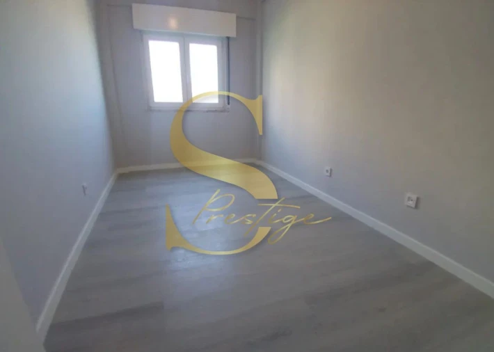 Apartamento T3 para Venda em Loures Foto 10