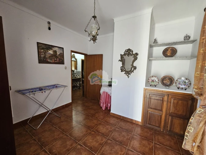 Moradia T6 para Venda em Santiago Maior Foto 42