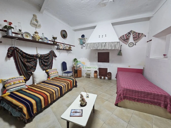 Moradia T6 para Venda em Santiago Maior Foto 17