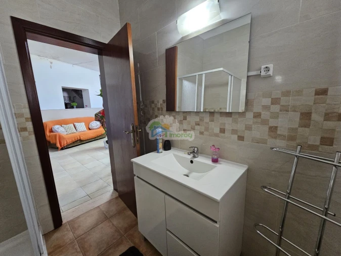 Moradia T6 para Venda em Santiago Maior Foto 23