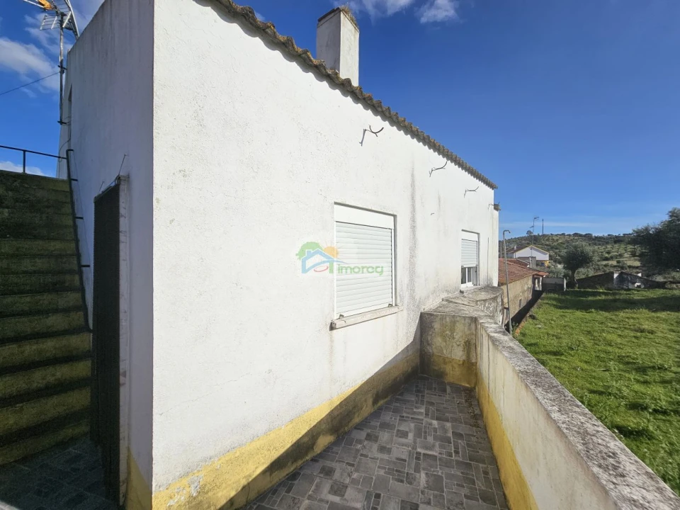 Moradia T6 para Venda em Santiago Maior Foto 34