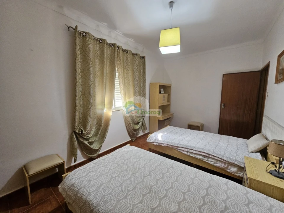 Moradia T6 para Venda em Santiago Maior Foto 53