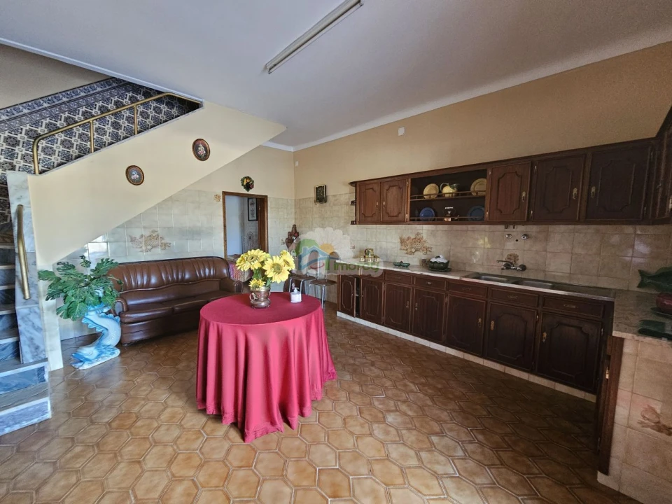 Moradia T6 para Venda em Santiago Maior Foto 62