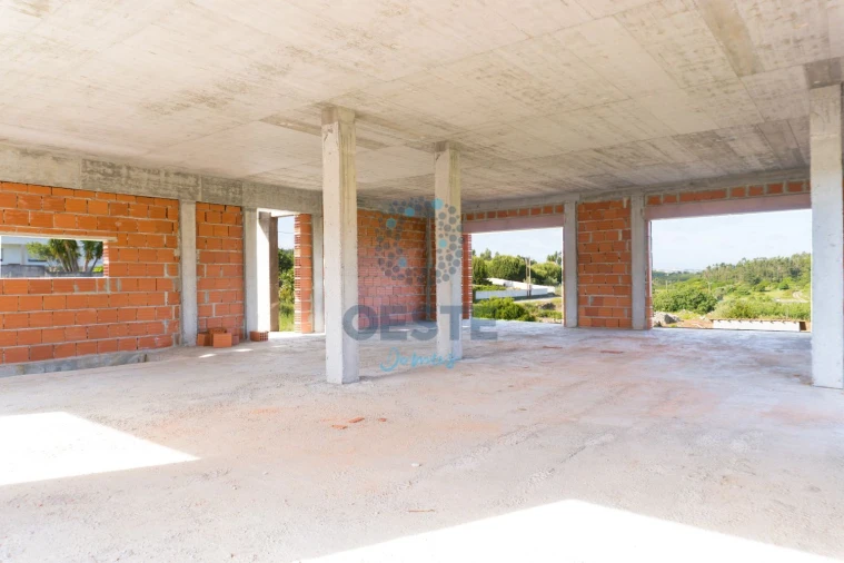 Moradia T3 para Venda em Reguengo Grande Foto 5