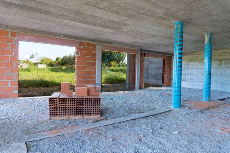 Moradia T3 para Venda em Reguengo Grande Foto 11