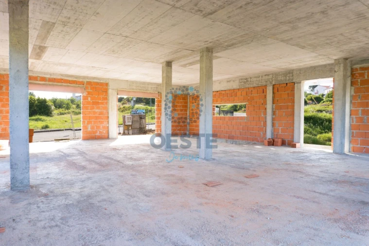 Moradia T3 para Venda em Reguengo Grande Foto 6