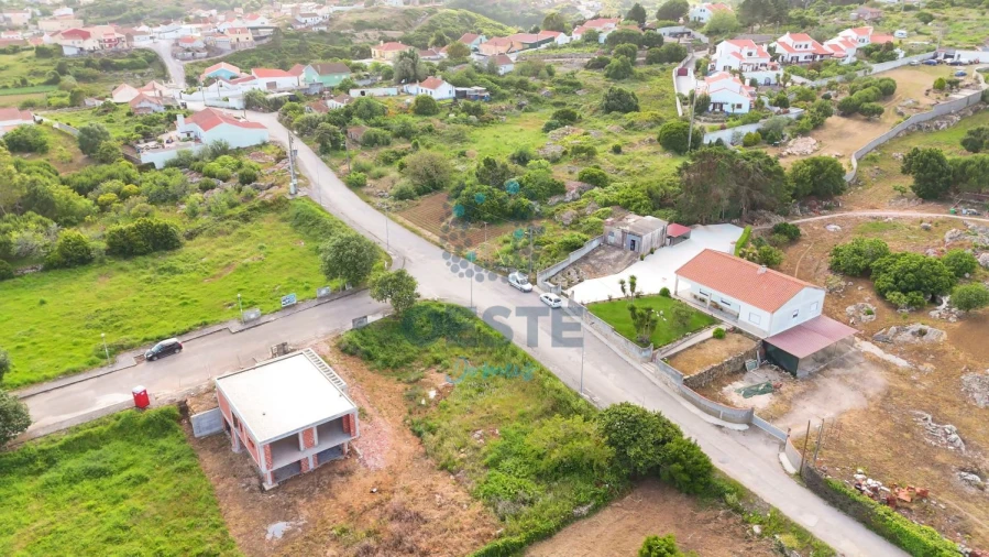 Terreno para Venda em Reguengo Grande Foto 6