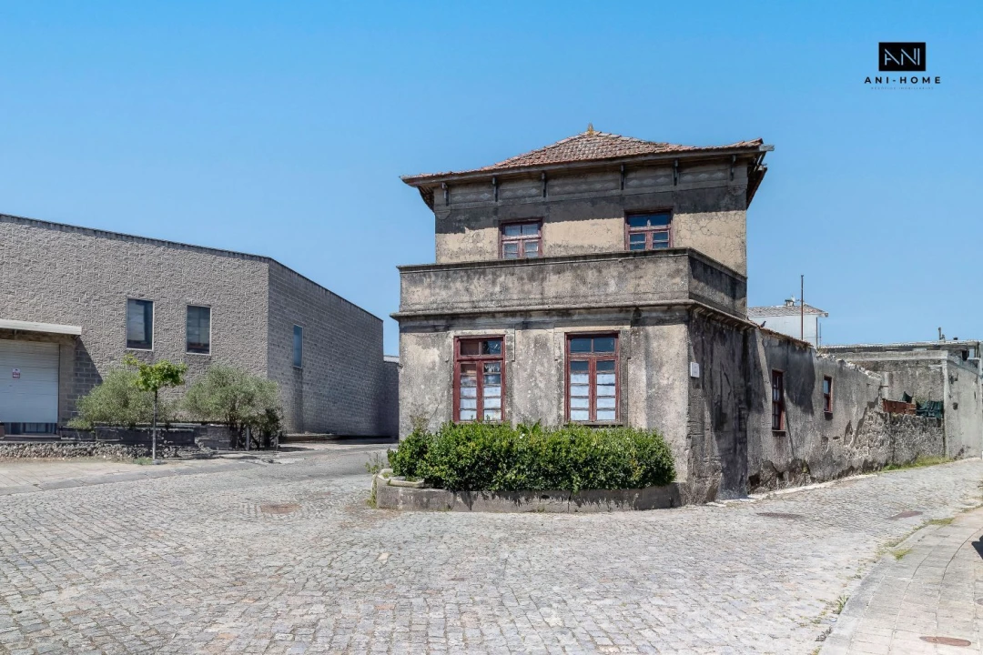 Moradia T4 para Venda em Vilar de Pinheiro Foto 2