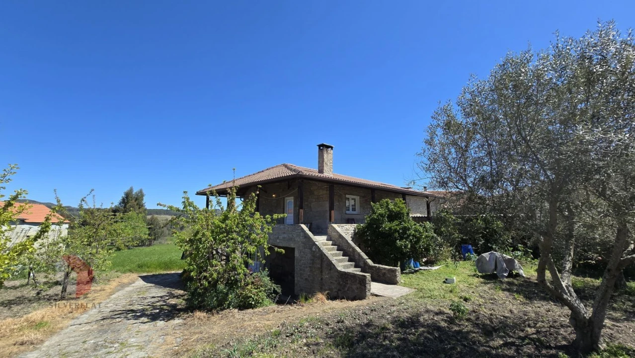 Quinta T3 para Venda em Linhares Foto 3