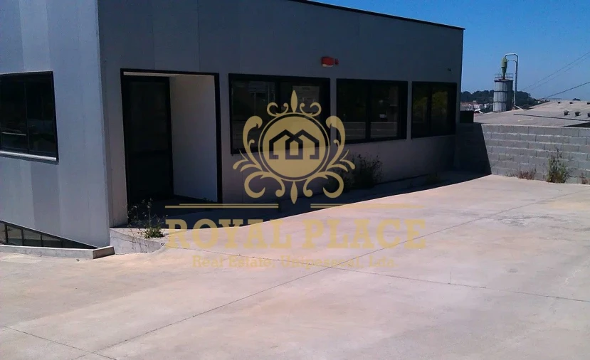 Loja para Venda em Lourosa Foto 3