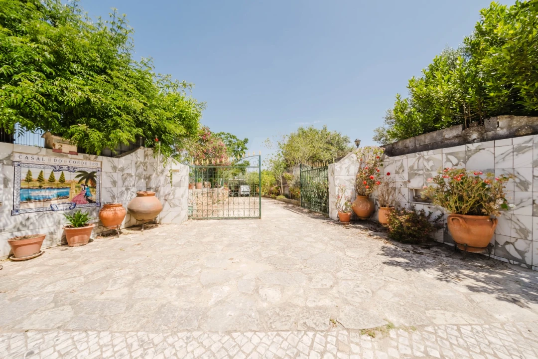 Moradia T2 para Venda em Alcanede Foto 9