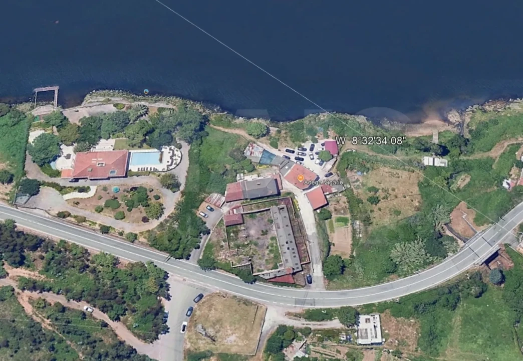 Prédio para Venda em Gondomar (São Cosme), Valbom e Jovim Foto 1