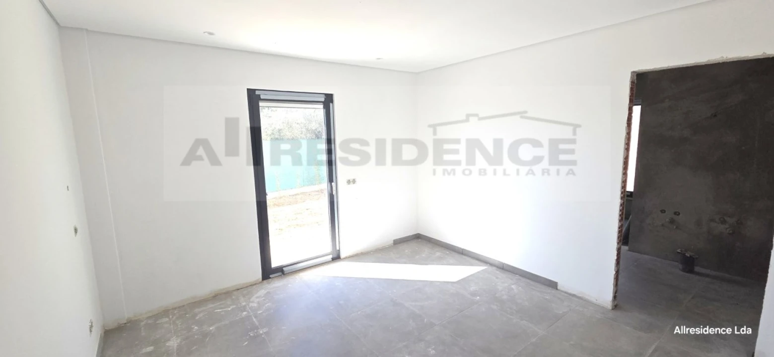 Moradia T5 para Venda em Almancil Foto 11