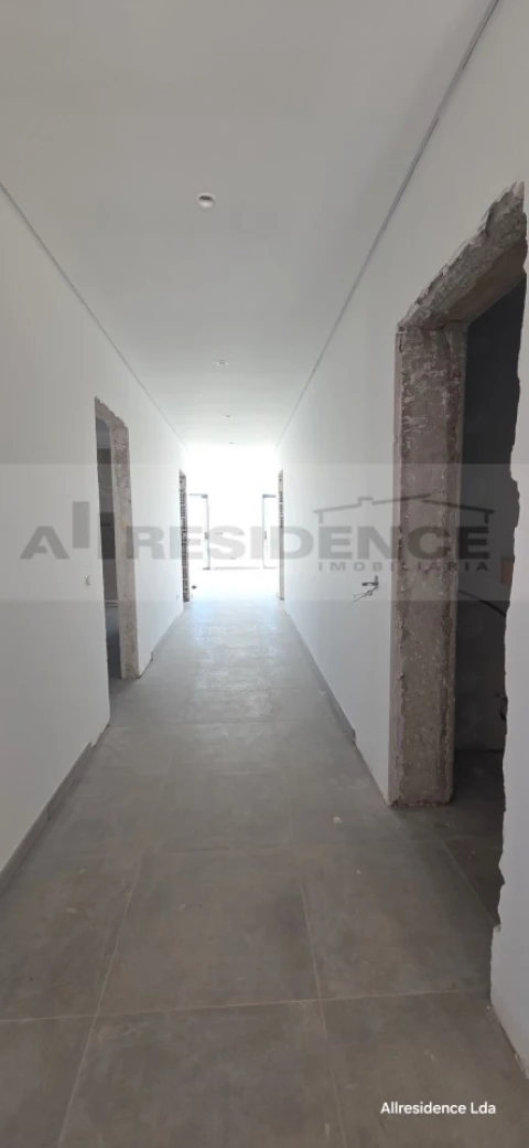 Moradia T5 para Venda em Almancil