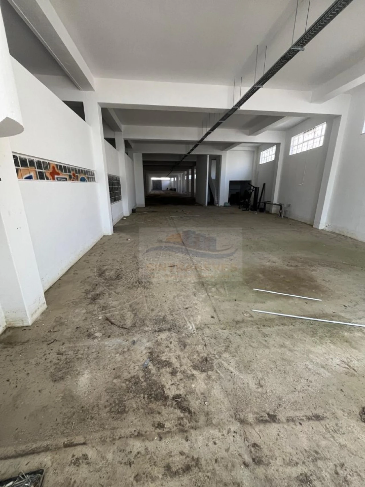 Armazém para Arrendamento em Camarate, Unhos e Apelação Foto 16