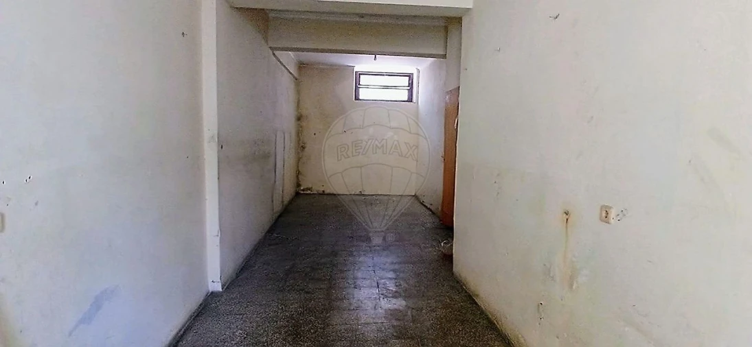 Armazém para Venda em Rio de Mouro Foto 17