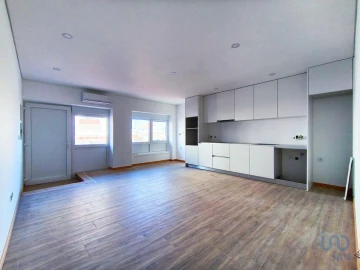 Apartamento T2 para Venda em Darque
