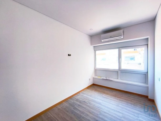 Apartamento T2 para Venda em Darque Foto 8