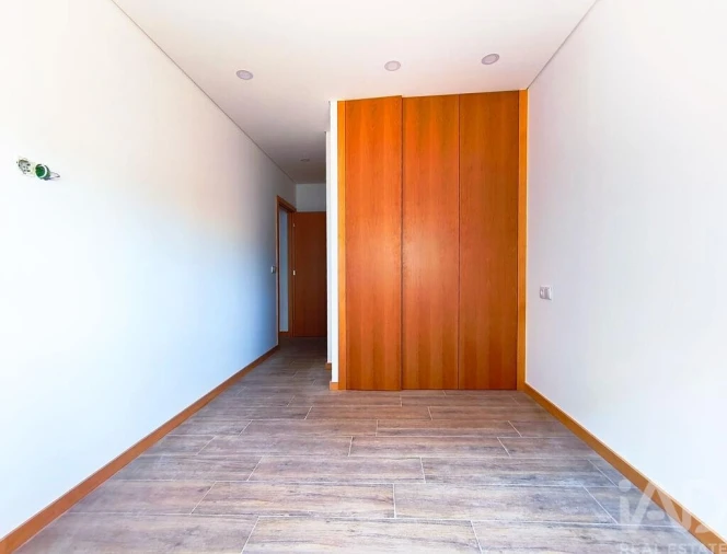 Apartamento T2 para Venda em Darque Foto 15